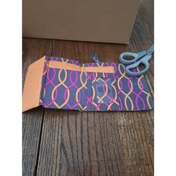 Vera Bradley Floral Purse Wallet Set Retired Quilted Cotton Handbag Shoulder Bag - Picture 11 of 11